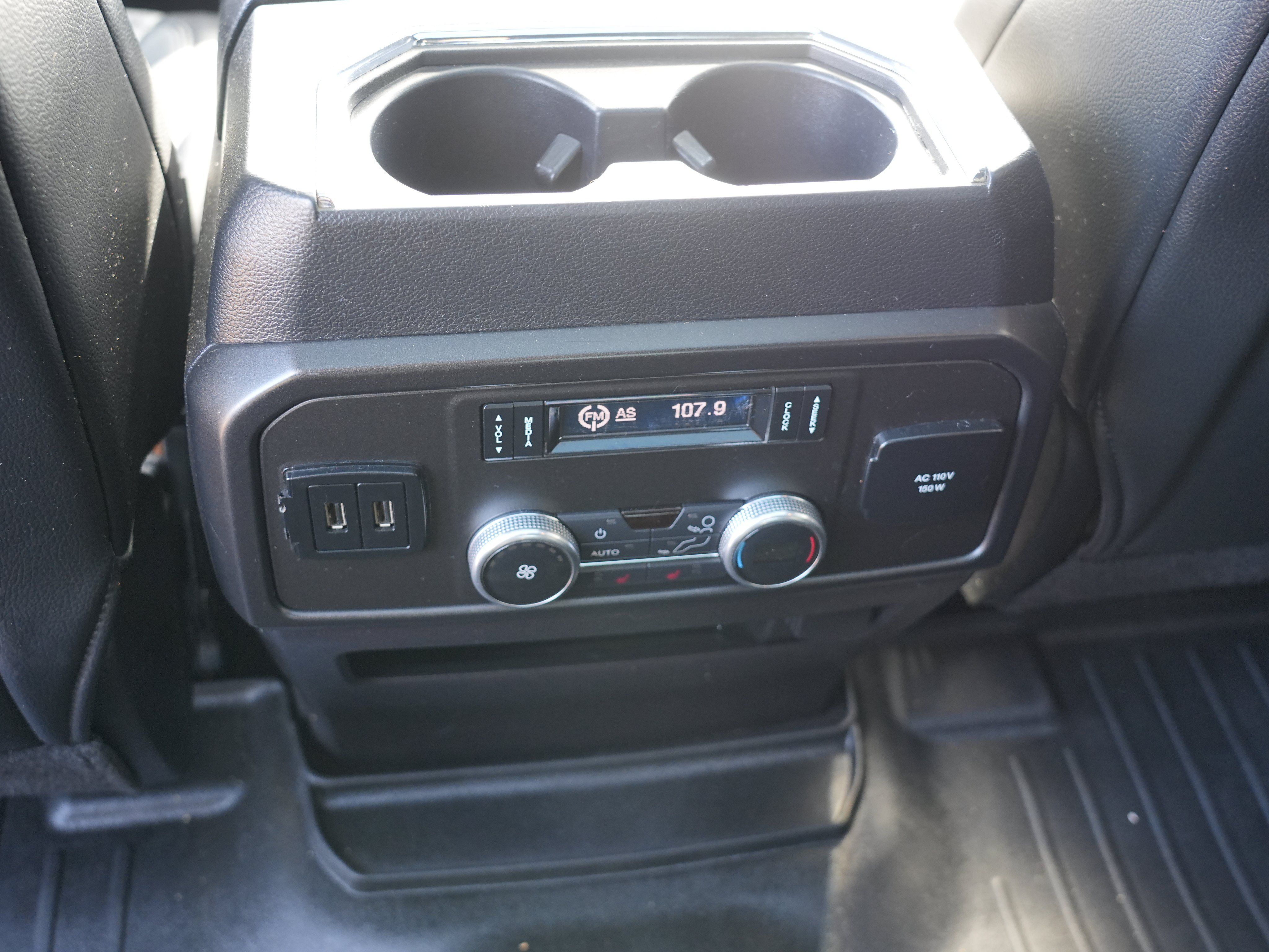 Used 2019 Ford Expedition Limited w/ Equipment Group 301A AWD/4WD image 26