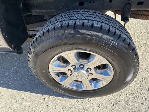 Used 2024 RAM 2500 Big Horn image 16