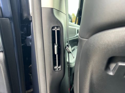 Used 2025 Hyundai Santa Fe XRT image 23