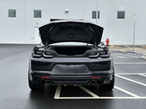 Used 2020 Chevrolet Camaro SS image 11