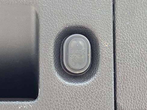 Used 2016 GMC Yukon XL Denali AWD/4WD image 19