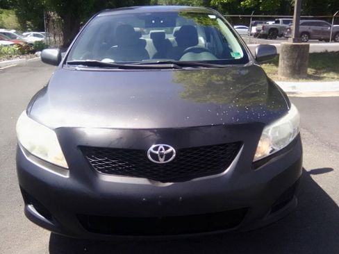 Used 2010 Toyota Corolla FWD image 12