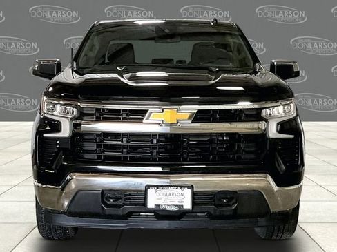 Certified 2022 Chevrolet Silverado 1500 LT image 2
