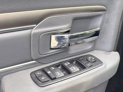 Used 2015 RAM 1500 Lone Star image 12