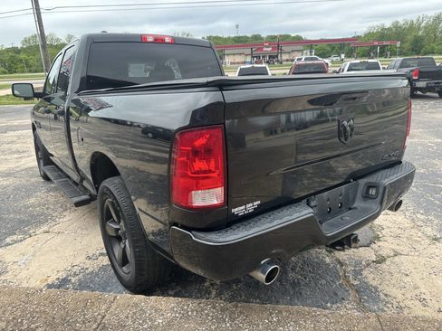 Used 2015 RAM 1500 Express w/ Black Ram 1500 Express Group AWD/4WD image 7