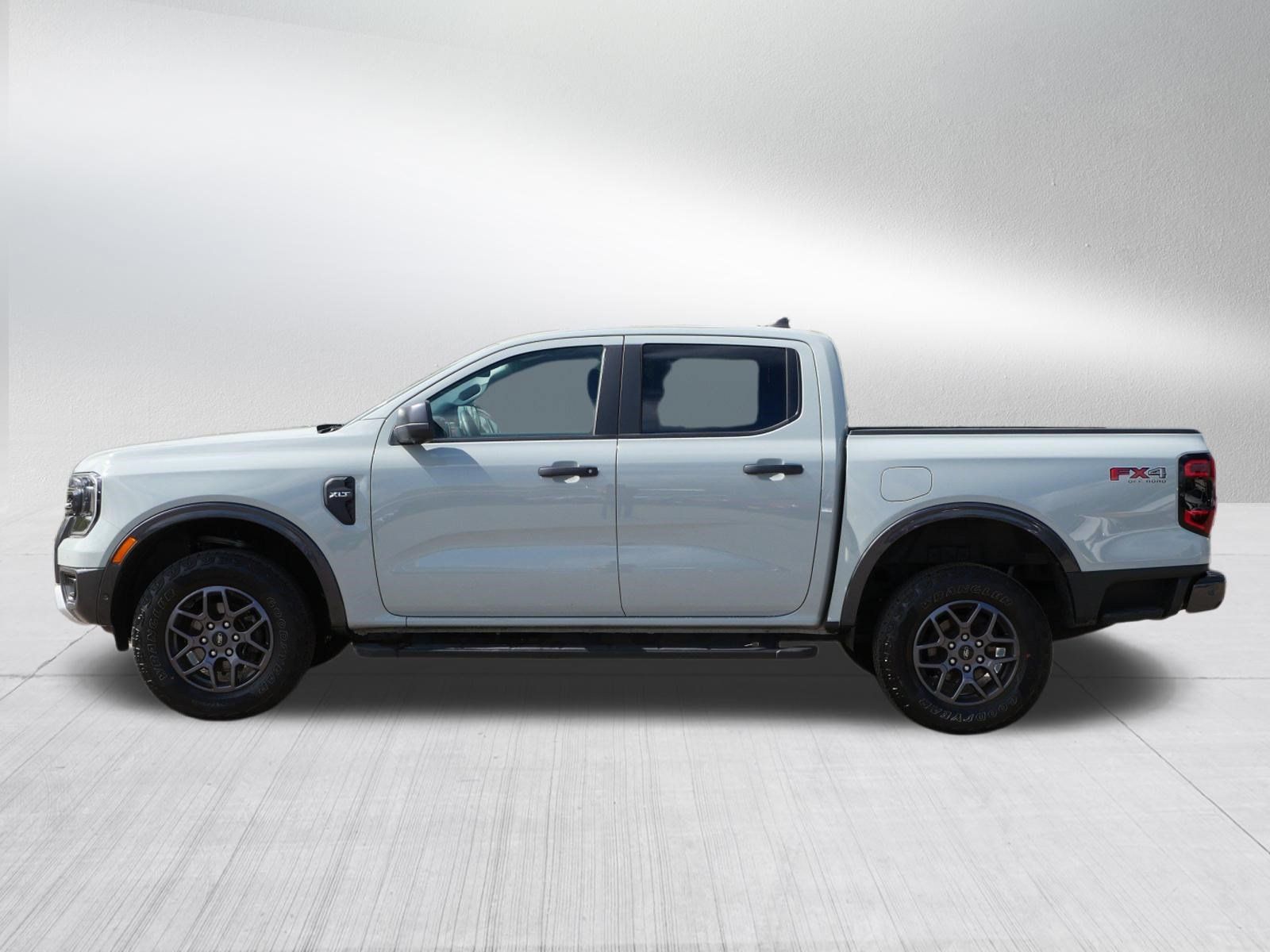 Used 2024 Ford Ranger XLT AWD/4WD image 4