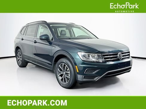 Used 2019 Volkswagen Tiguan SE w/ Panoramic Sunroof Package AWD/4WD image 1