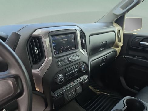 Used 2021 Chevrolet Silverado 1500 Custom RWD image 18