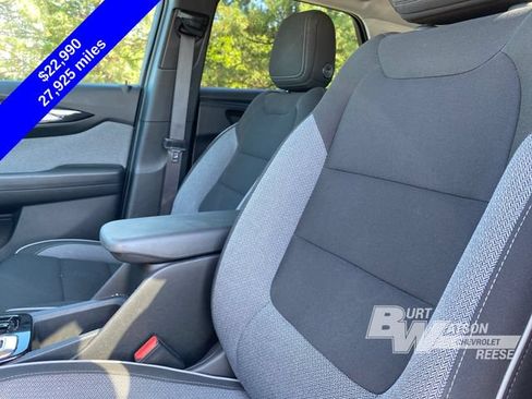 Used 2024 Chevrolet TrailBlazer LT w/ LT Cold Weather Package AWD/4WD image 14