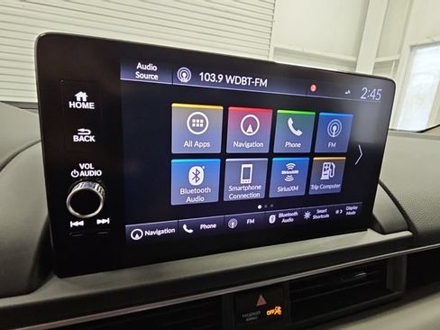 Used 2025 Honda Pilot Touring image 14
