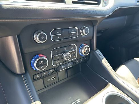 Used 2023 GMC Yukon AT4 w/ AT4 Premium Package image 36