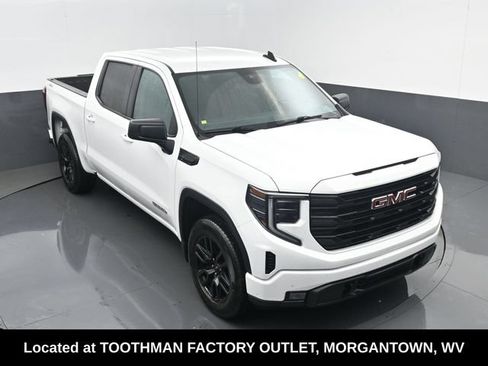 Used 2023 GMC Sierra 1500 Elevation AWD/4WD image 19