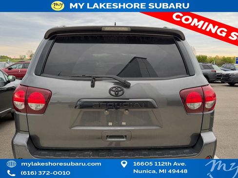 Used 2020 Toyota Sequoia TRD Sport w/ TRD Sport Premium Package AWD/4WD image 8