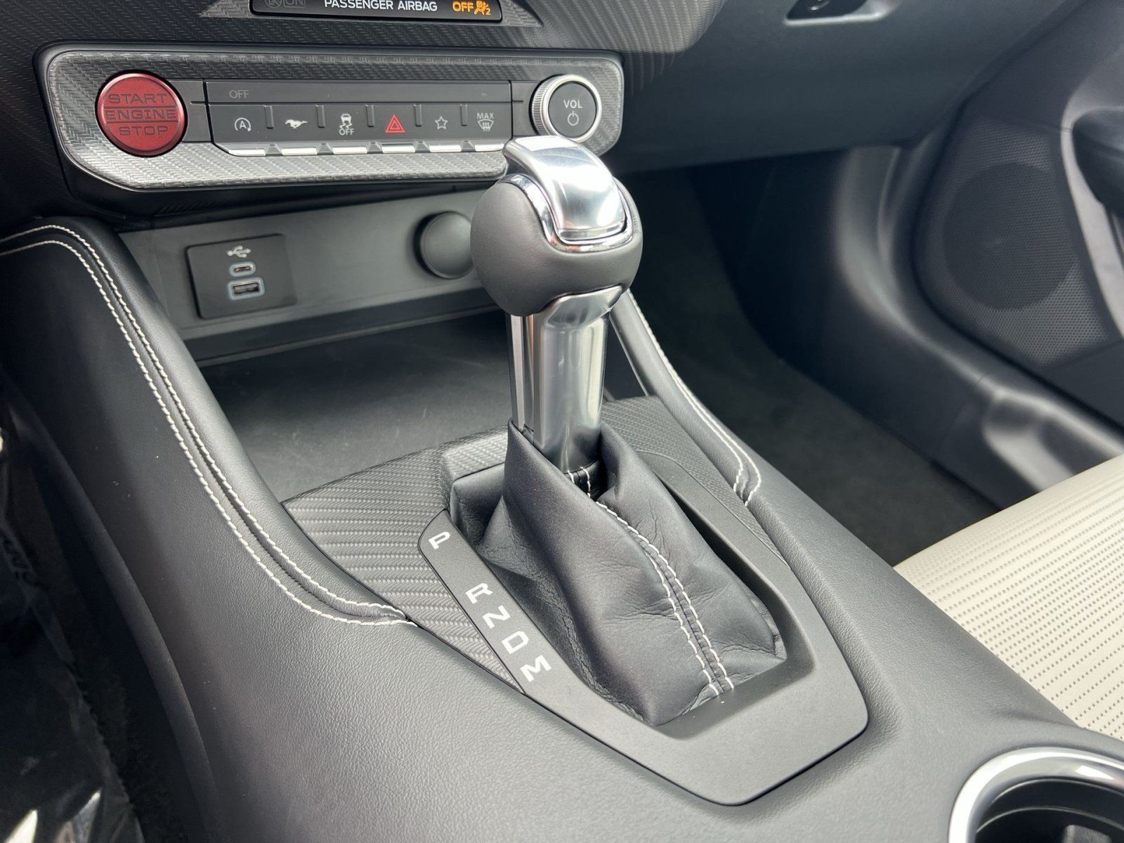 Used 2025 Ford Mustang GT Premium RWD image 22