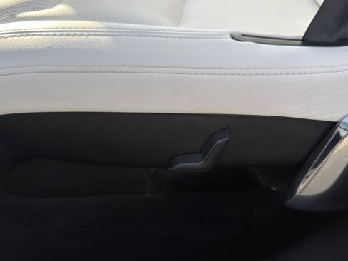 Used 2023 Tesla Model X image 26