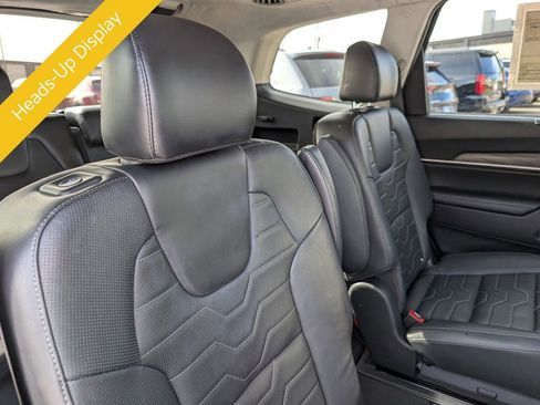 Certified 2021 Kia Telluride SX w/ SX Prestige Package image 21
