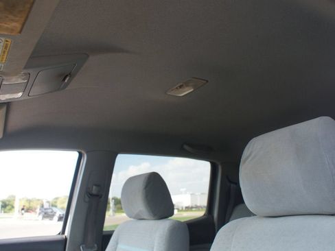 Used 2005 Toyota Tacoma PreRunner w/ SR5 Pkg #3 RWD image 6