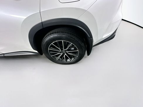 Used 2025 Lexus NX 350 AWD image 11