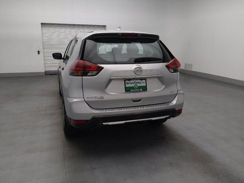 Used 2019 Nissan Rogue S AWD/4WD image 6