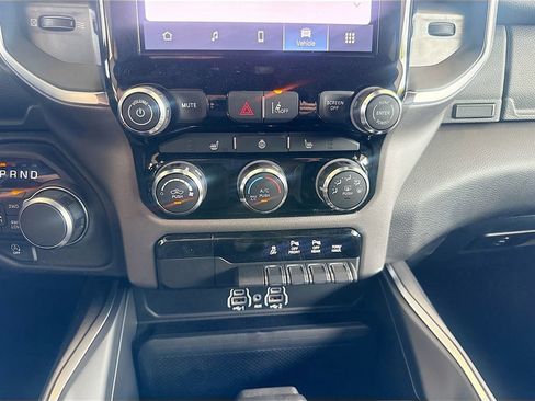 New 2026 RAM 1500 Big Horn w/ Night Edition AWD/4WD image 17