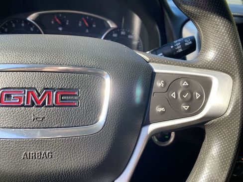 Used 2022 GMC Terrain SLE w/ Elevation Edition AWD/4WD image 21