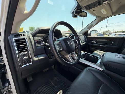 Used 2017 RAM 3500 Laramie w/ Sport Appearance Group AWD/4WD image 21