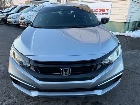 Used 2019 Honda Civic Sport image 4