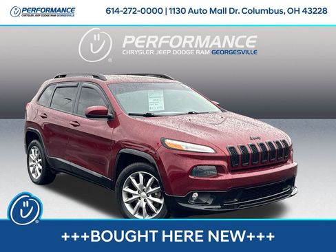 Used 2018 Jeep Cherokee Latitude image 1
