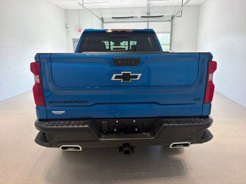 Used 2024 Chevrolet Silverado 1500 LT Trail Boss w/ LT Trail Boss Premium Package AWD/4WD image 6