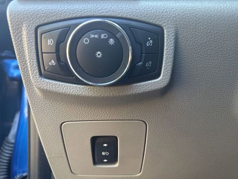 Used 2017 Ford F150 XLT w/ Equipment Group 302A Luxury AWD/4WD image 13