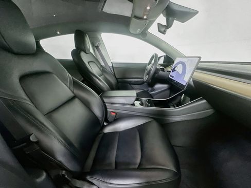 Used 2020 Tesla Model Y Long Range AWD/4WD image 31