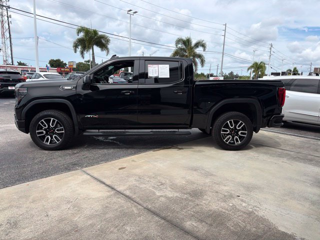 Used 2022 GMC Sierra 1500 AT4 w/ AT4 Preferred Package AWD/4WD image 5