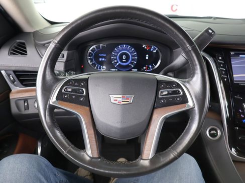 Used 2016 Cadillac Escalade ESV Premium AWD/4WD image 60