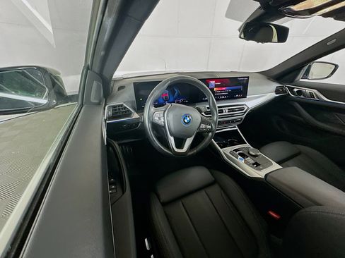 Used 2024 BMW i4 eDrive35 w/ Convenience Package image 18