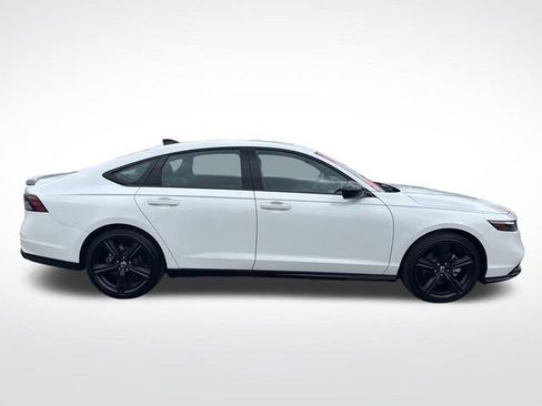 Certified 2025 Honda Accord Sport image 6
