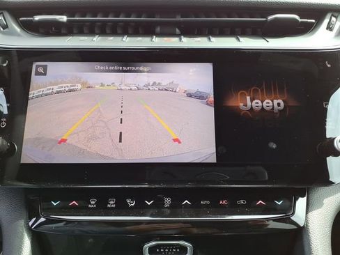 New 2026 Jeep Grand Cherokee Altitude AWD/4WD image 22