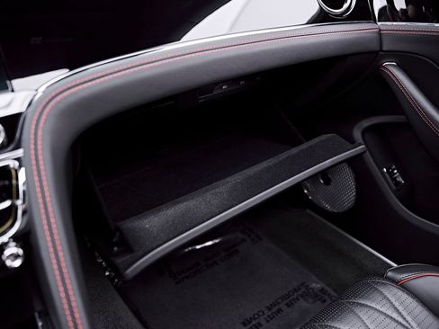 Used 2022 Bentley Flying Spur V8 AWD/4WD image 89