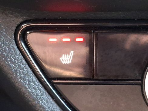 Certified 2025 Honda HR-V Sport image 23