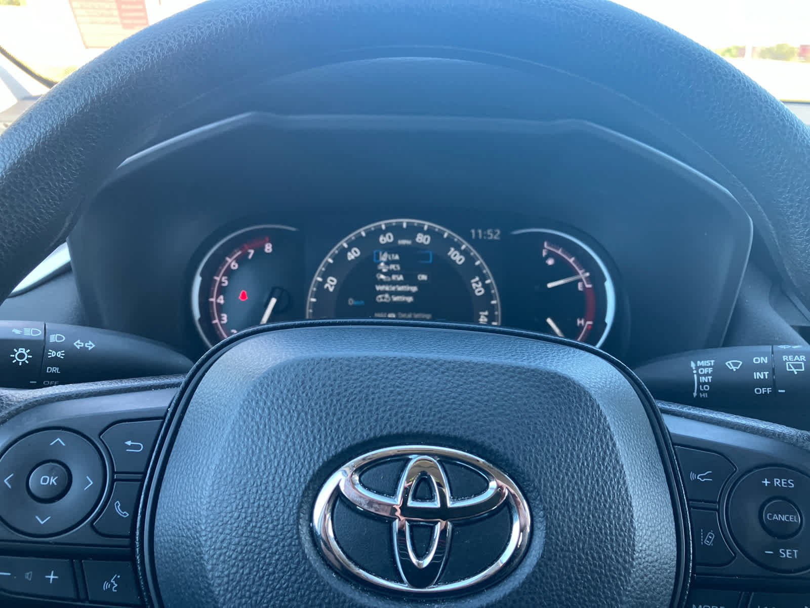 Certified 2025 Toyota RAV4 LE AWD/4WD image 15