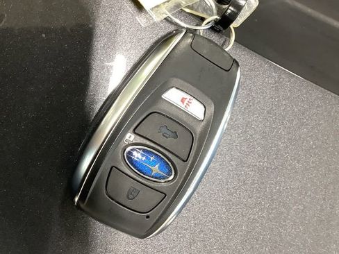 Certified 2022 Subaru Forester Limited image 30