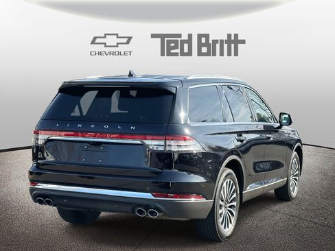 Used 2024 Lincoln Aviator AWD w/ Premium Package image 4