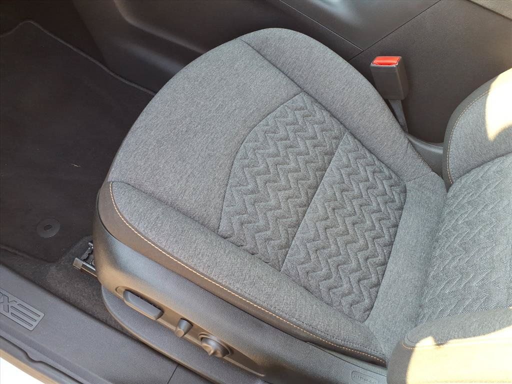 Used 2023 Chevrolet Equinox LT FWD image 20