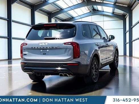 Used 2022 Kia Telluride SX w/ Nightfall Edition Package AWD/4WD image 22