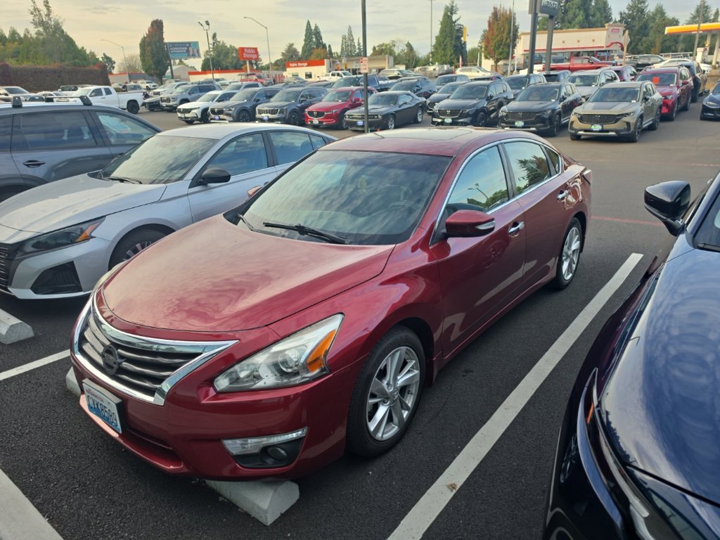 Used 2015 Nissan Altima 2.5 SL w/ Technology Package FWD image 6