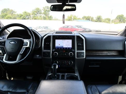 Used 2020 Ford F150 Lariat w/ Equipment Group 502A Luxury AWD/4WD image 22