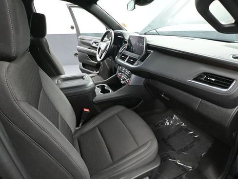 Used 2024 GMC Yukon XL SLE image 51