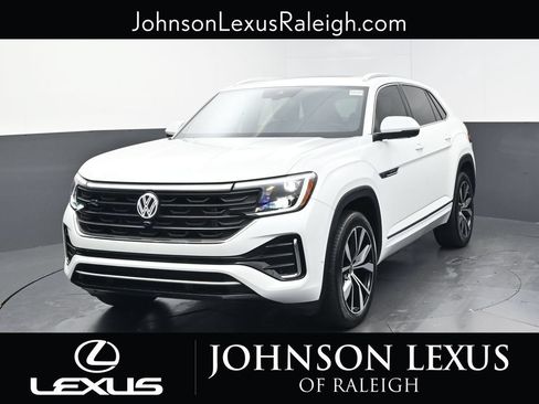 Used 2025 Volkswagen Atlas Cross Sport SEL Premium R-Line AWD/4WD image 5