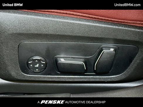 Used 2026 BMW 330i Sedan RWD image 11