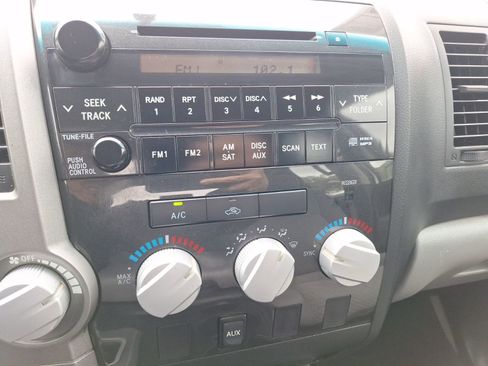 Used 2011 Toyota Tundra 2WD Double Cab image 28