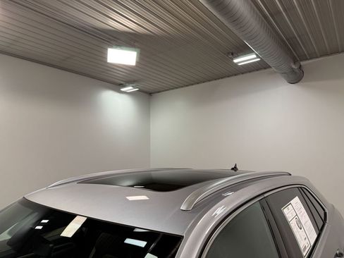 Used 2023 Volkswagen Atlas Cross Sport SEL Premium R-Line image 42